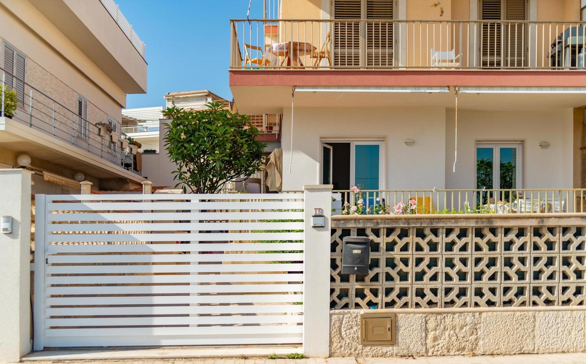 דירות דונלוקאטה Casa Sul Lungomare מראה חיצוני תמונה